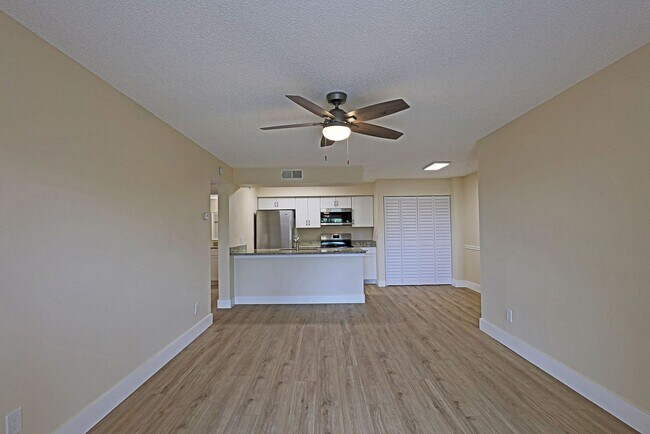 Building Photo - Mystic Gardens 5331-3114