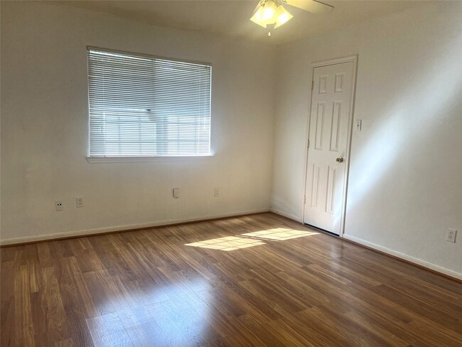 Building Photo - 14423 Parkesgate Dr