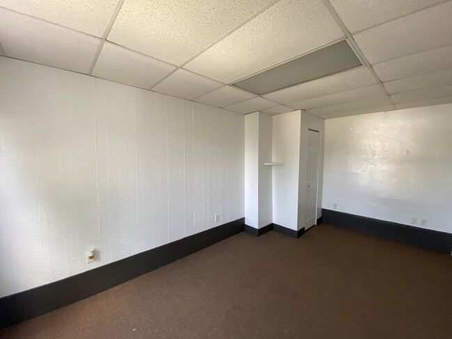 Building Photo - 283 W Jackson St