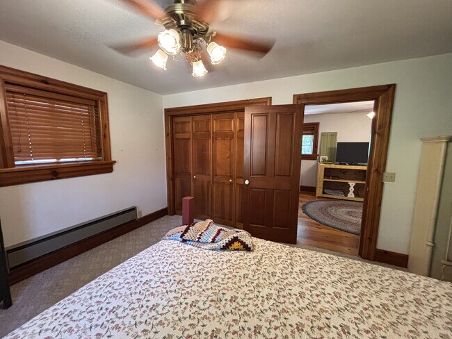 Building Photo - Unique fully furnished 1-2 bedroom property secluded on Newtown Road ten minutes from Placerville!