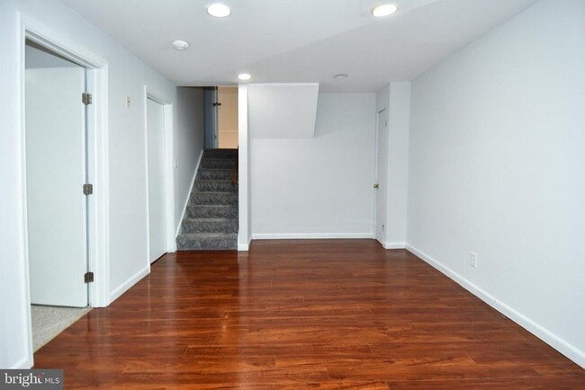 Building Photo - 8844 Mourning Dove Ct