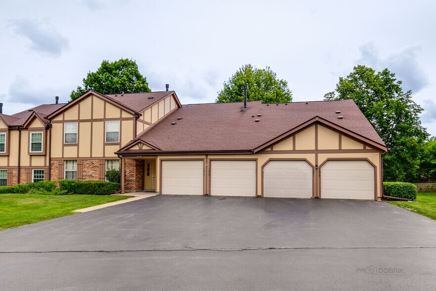 Building Photo - 1075 Auburn Ln
