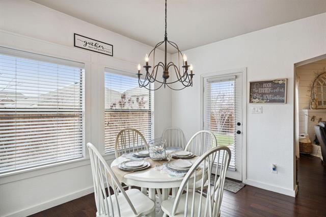 Building Photo - 525 Braewick Dr