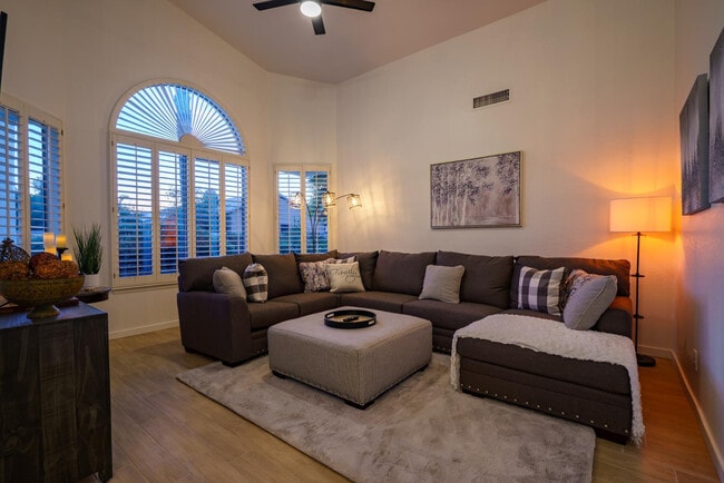 Building Photo - 17635 N 55th Pl