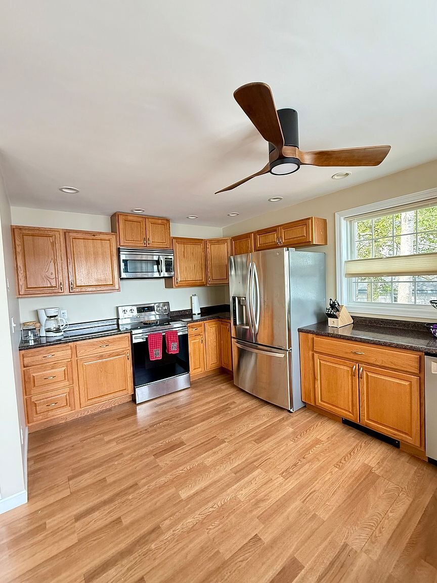 Building Photo - 167 Camelot Shore Dr