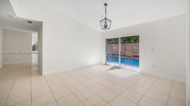 Building Photo - 9712 SW 213th Terrace