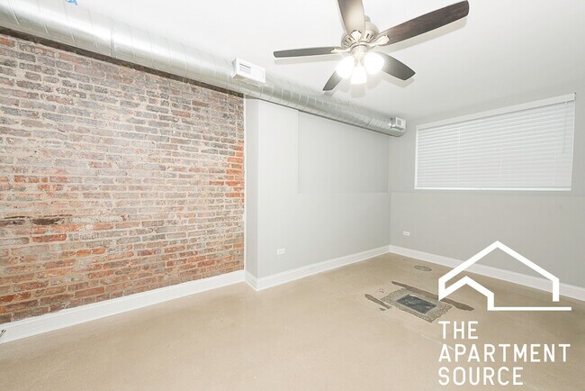 Building Photo - 4117 S Michigan Ave