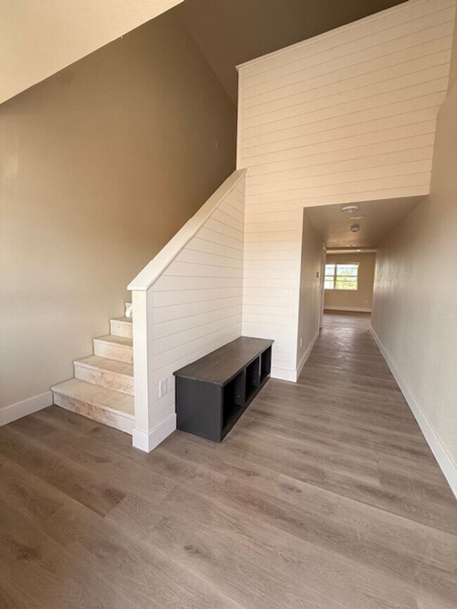 Building Photo - Brand New 3 Bedroom Duplex