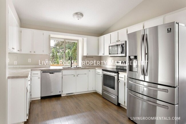 Building Photo - 8715 NE 109th Ct