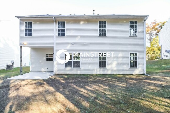 Building Photo - 8133 Green Garden Dr
