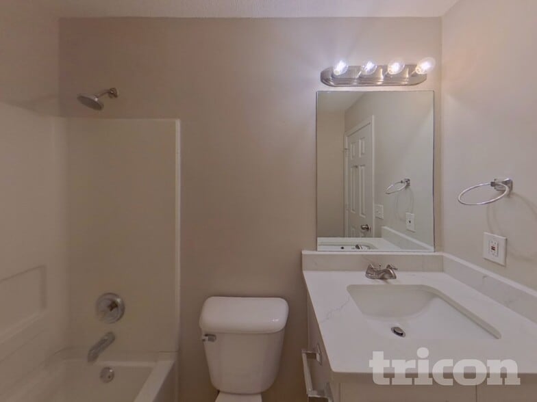 Building Photo - 822 Cascade Crossing