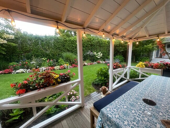 Building Photo - 28 Morey Ln