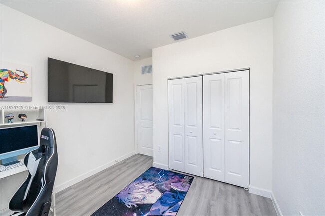 Building Photo - 26480 SW 148th Ct