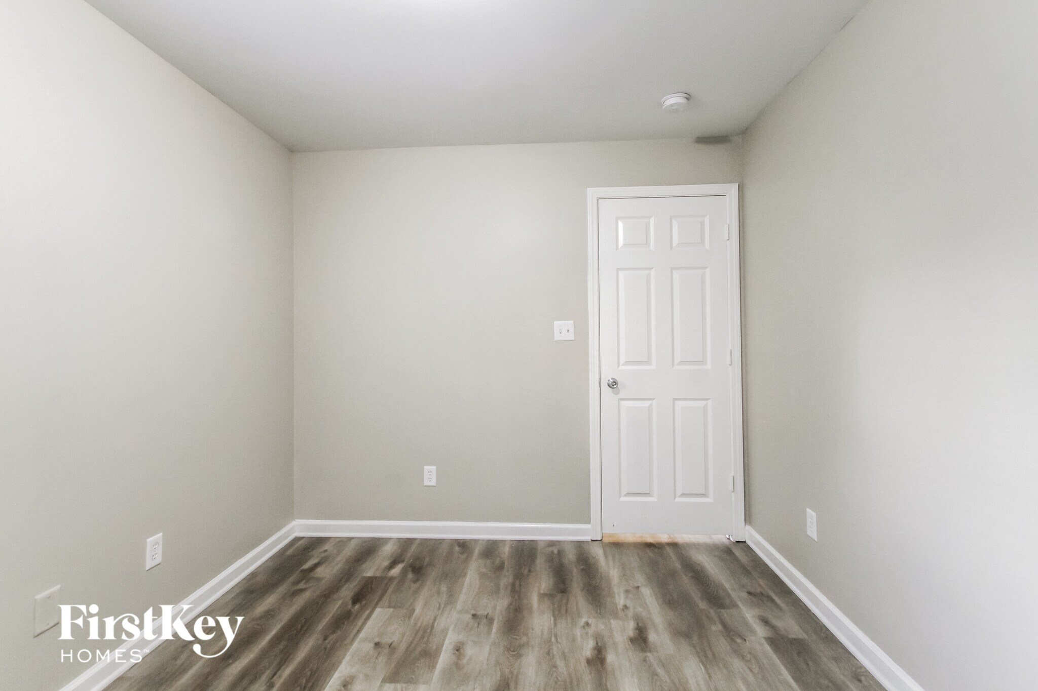 Building Photo - 410 Grovewood Dr
