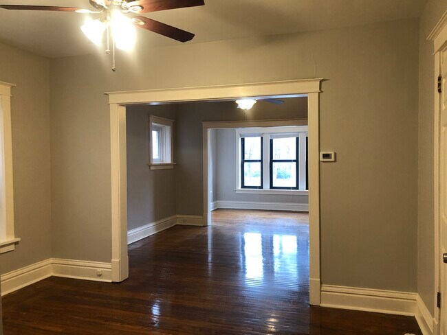 Building Photo - 3637 Shenandoah Ave