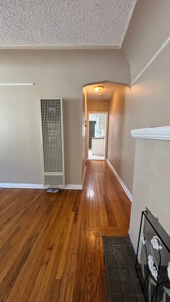 Hallway - 3949 1/2 32nd St