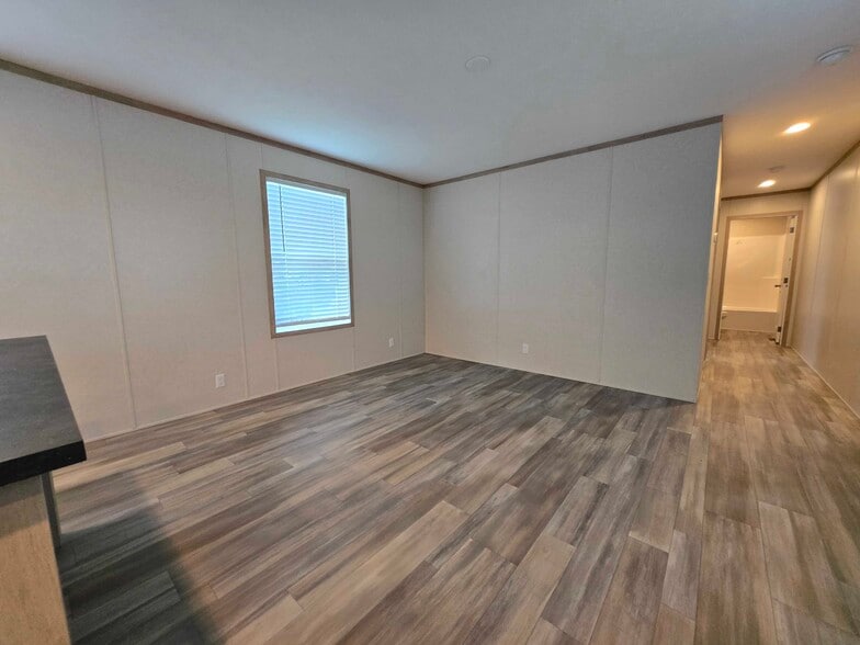Building Photo - 29778 W Essex Ct