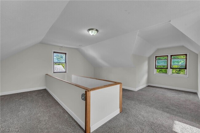 Building Photo - 14404 Rockside Rd