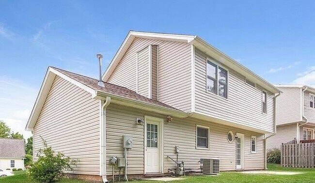 Building Photo - 20 Windale Ct