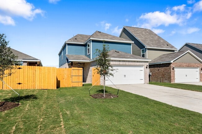 Building Photo - 1004 Camelia Grv Ct