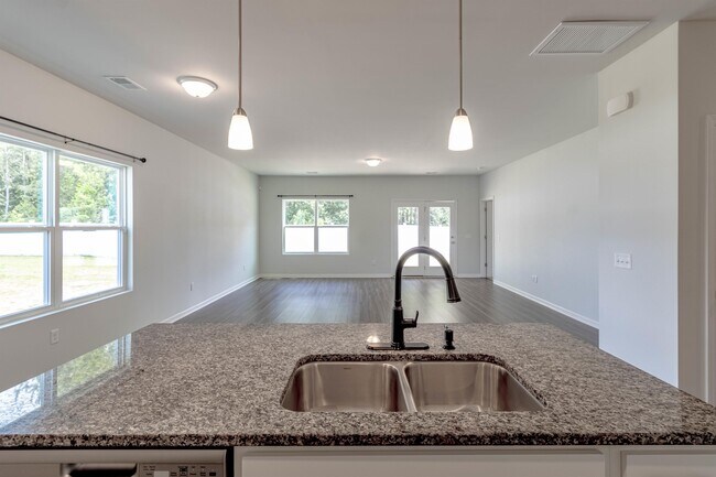 Building Photo - 147 Enclave Wy