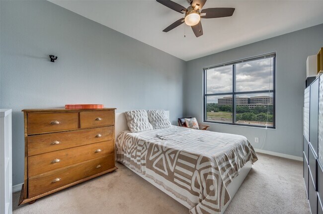 Building Photo - 330 Las Colinas Blvd E