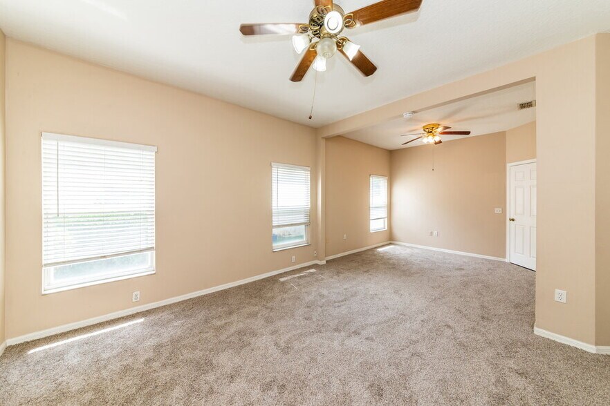 Building Photo - 12336 Hollybush Terrace