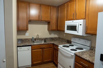 Building Photo - 8590 Ptarmigan Ave