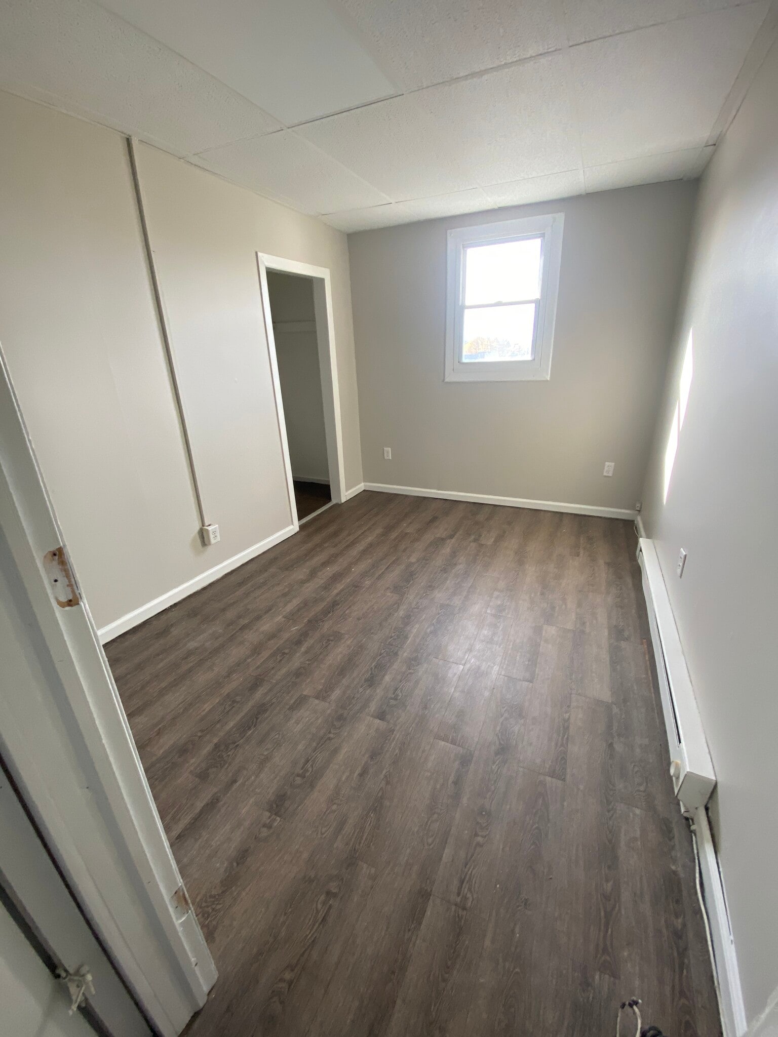 Building Photo - 245 S Washington St