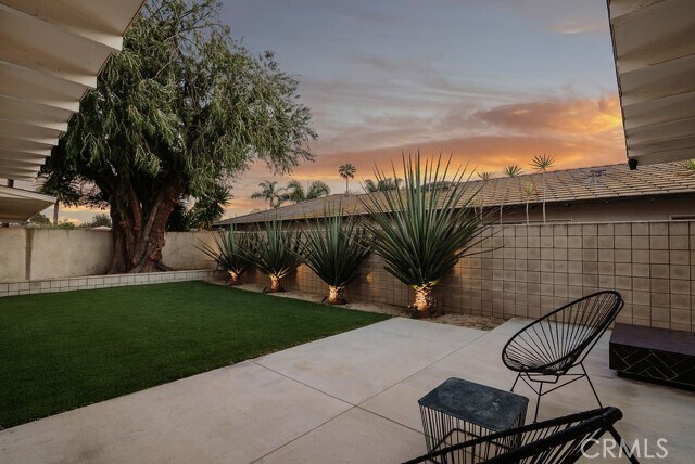 Building Photo - 2015 Irvine Ave