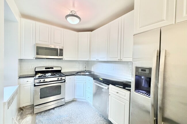Floorplan - 700 Fort Washington Avenue