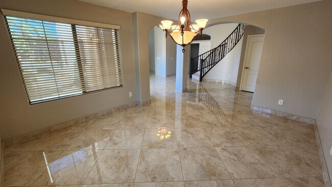 Building Photo - 4 Bedroom Home in the Kerby Estates Commun...