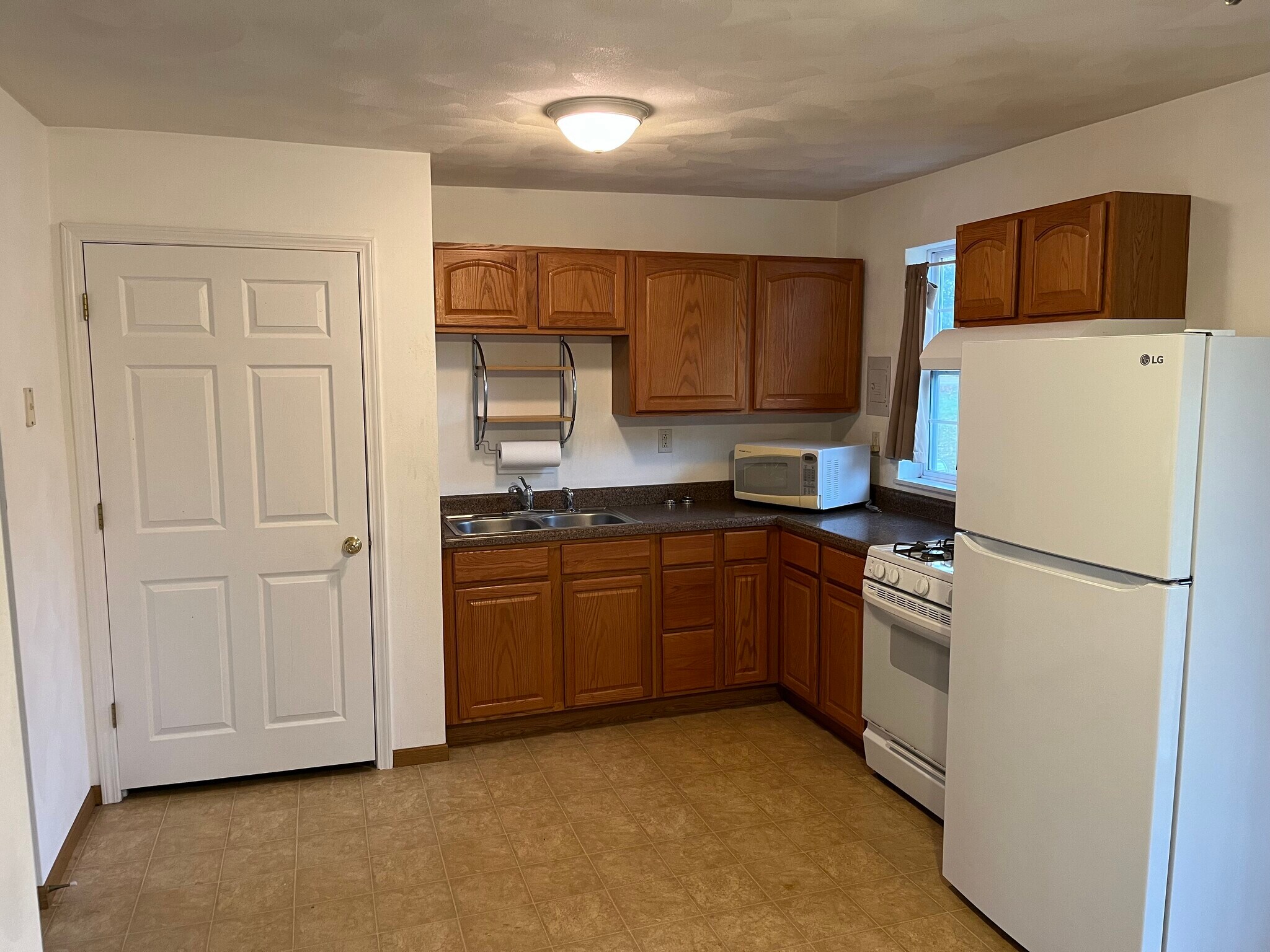 Building Photo - 2625 S Belt W