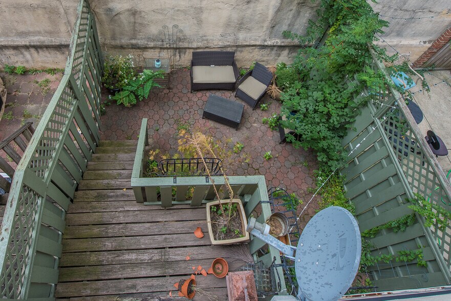 Building Photo - 2822 Ogden St