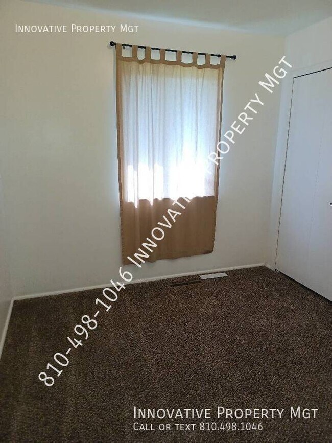 Building Photo - Beautiful 3 bedroom, 1 bath, desirable are...