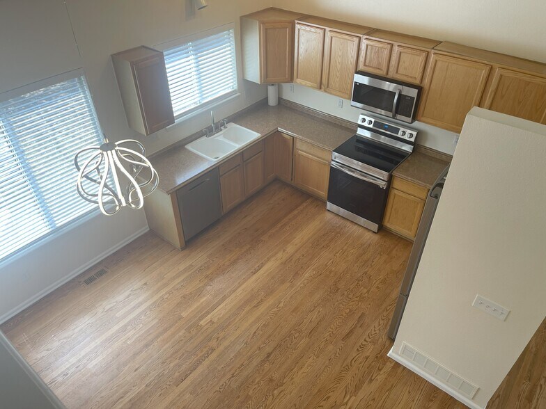 Building Photo - 9942 Sydney Ln