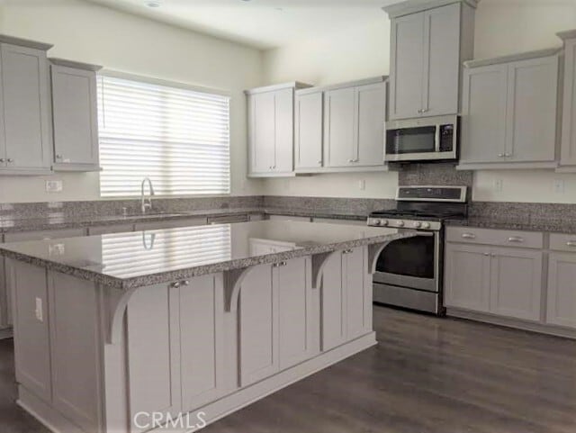 Building Photo - 15940 Ellington Wy