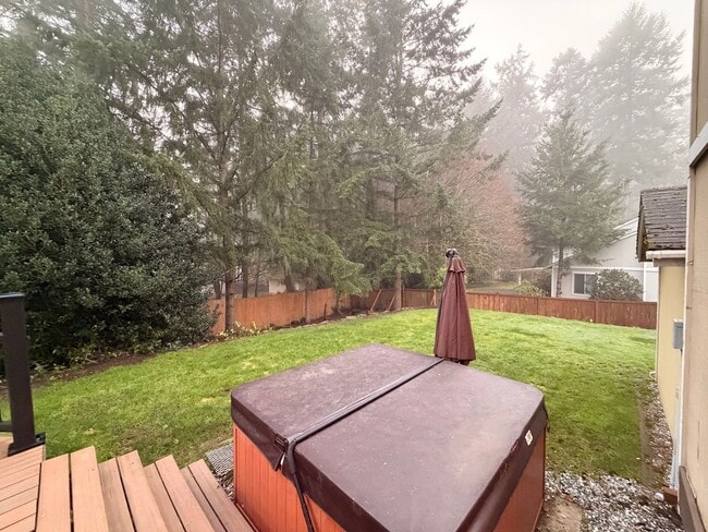 Building Photo - Gorgeous House in a Family-Friendly neighborhood!