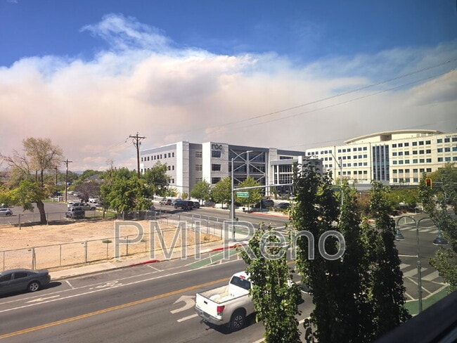 Building Photo - 450 N Arlington Ave