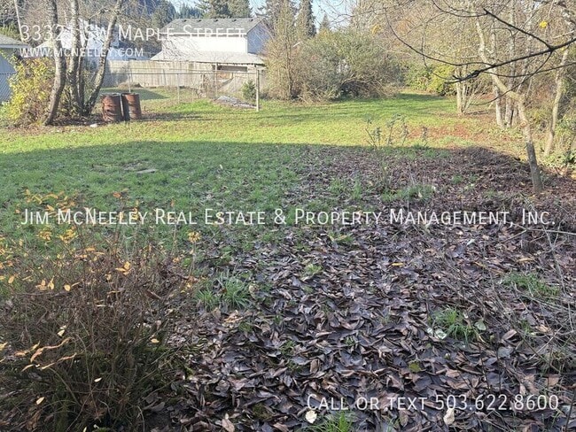 Building Photo - 33321 SW Maple St