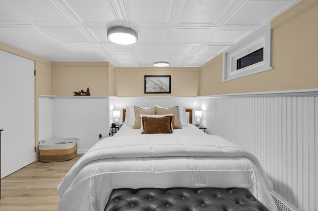 Building Photo - 25 Cottage Grove Rd