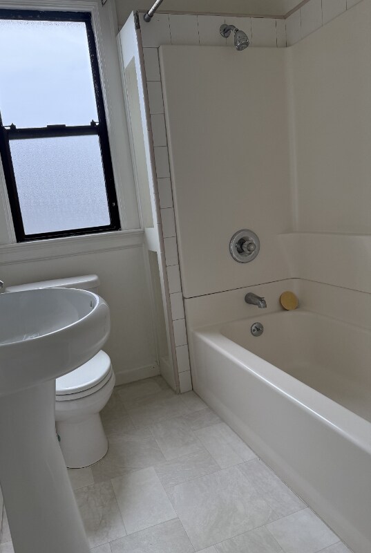 Building Photo - 215 Pacific Ave