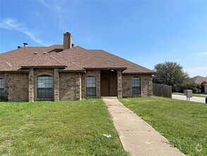 Building Photo - 459 Little Valley Ct