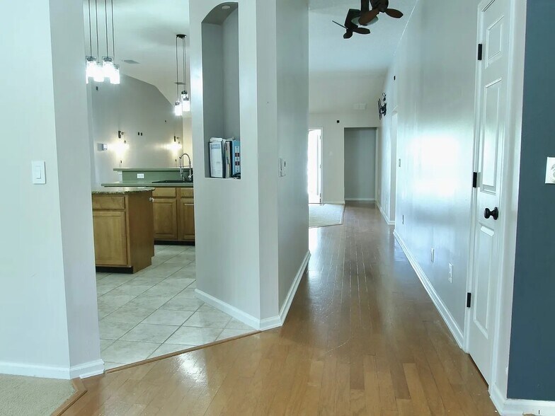 Building Photo - 12614 Arrowleaf Ln