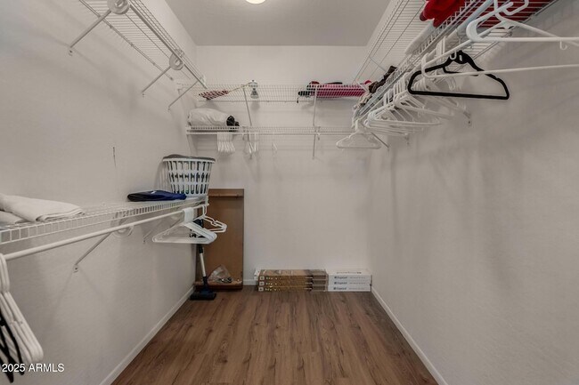 Building Photo - 15027 W Home Run Dr