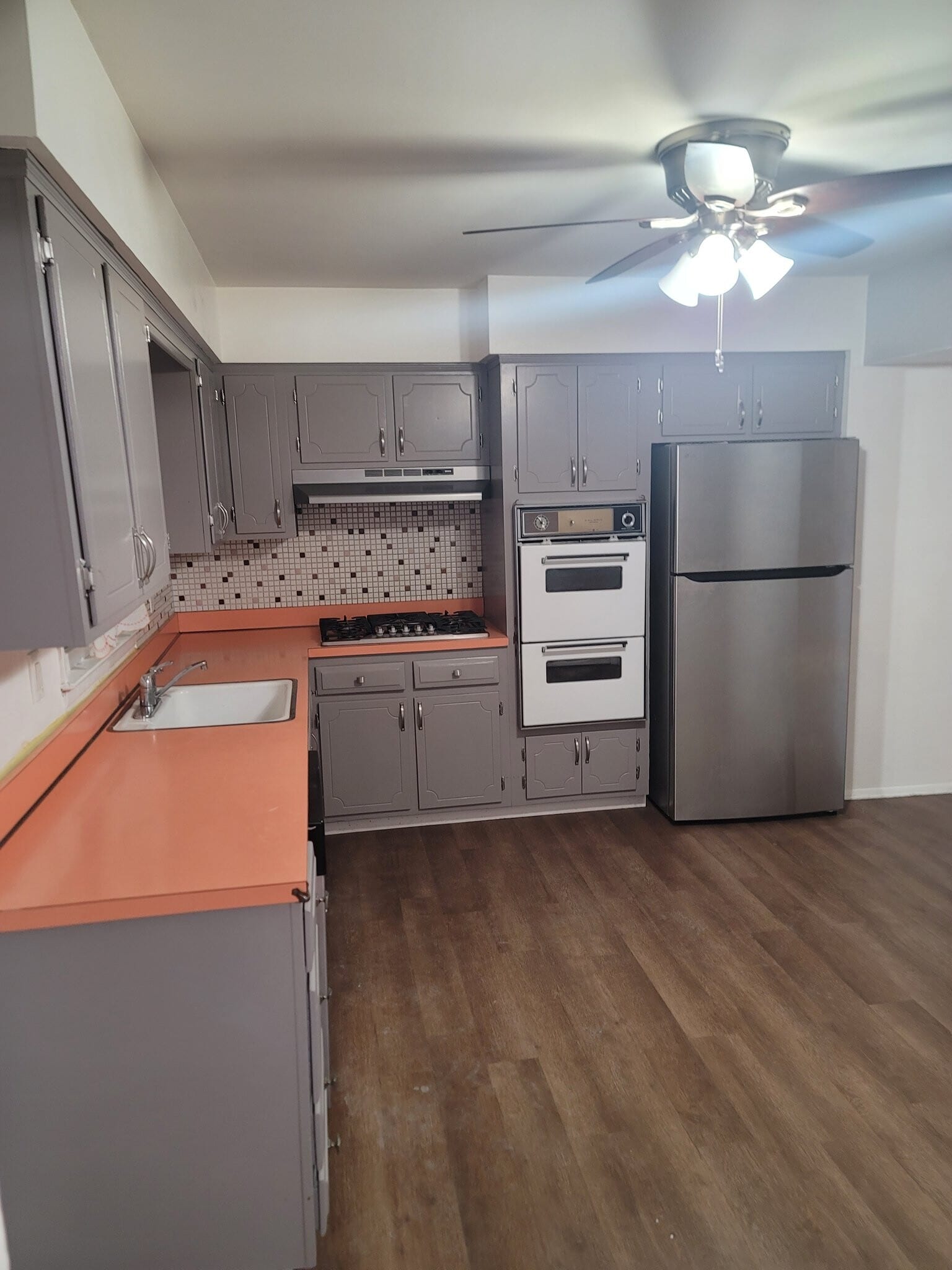 Building Photo - 270 Herbert Ave