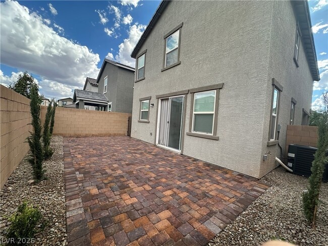 Building Photo - 10216 S Ullom Dr