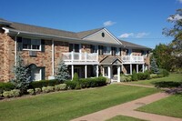 Building Photo - 204 Lakeland Ave