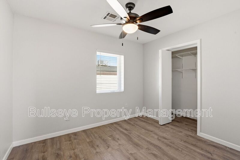 Building Photo - 840 E Turney Ave