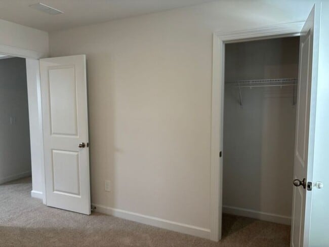 Building Photo - Brand New Build! 4 Bedrooms